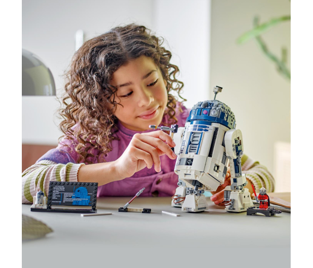 LEGO Star Wars 75379 R2-D2 - 1220603 - zdjęcie 10